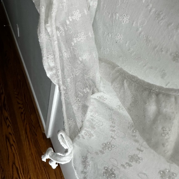 Urban Renewal Remnants Eyelet Ruffle Wrap Top size S - Picture 6 of 6